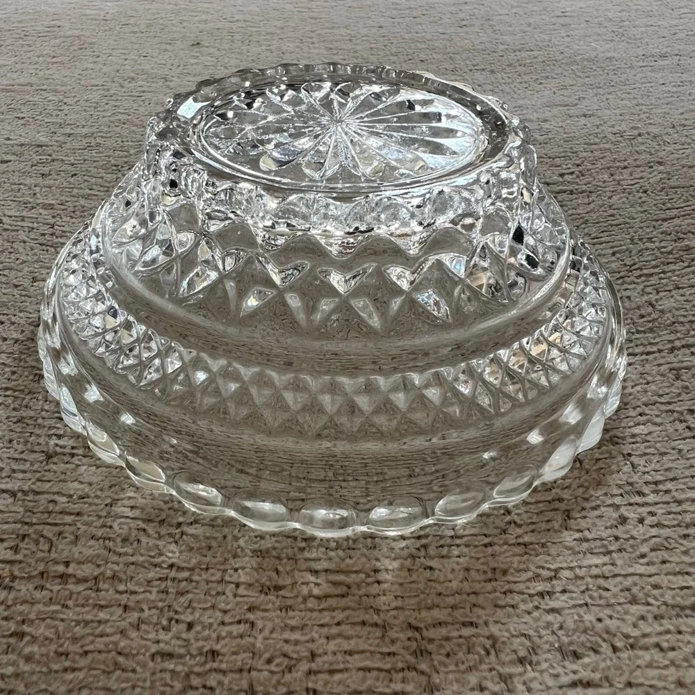 Vintage‎ Anchor Hocking Wexford Glass Bowl Diamond Point Starburst Scalloped 5